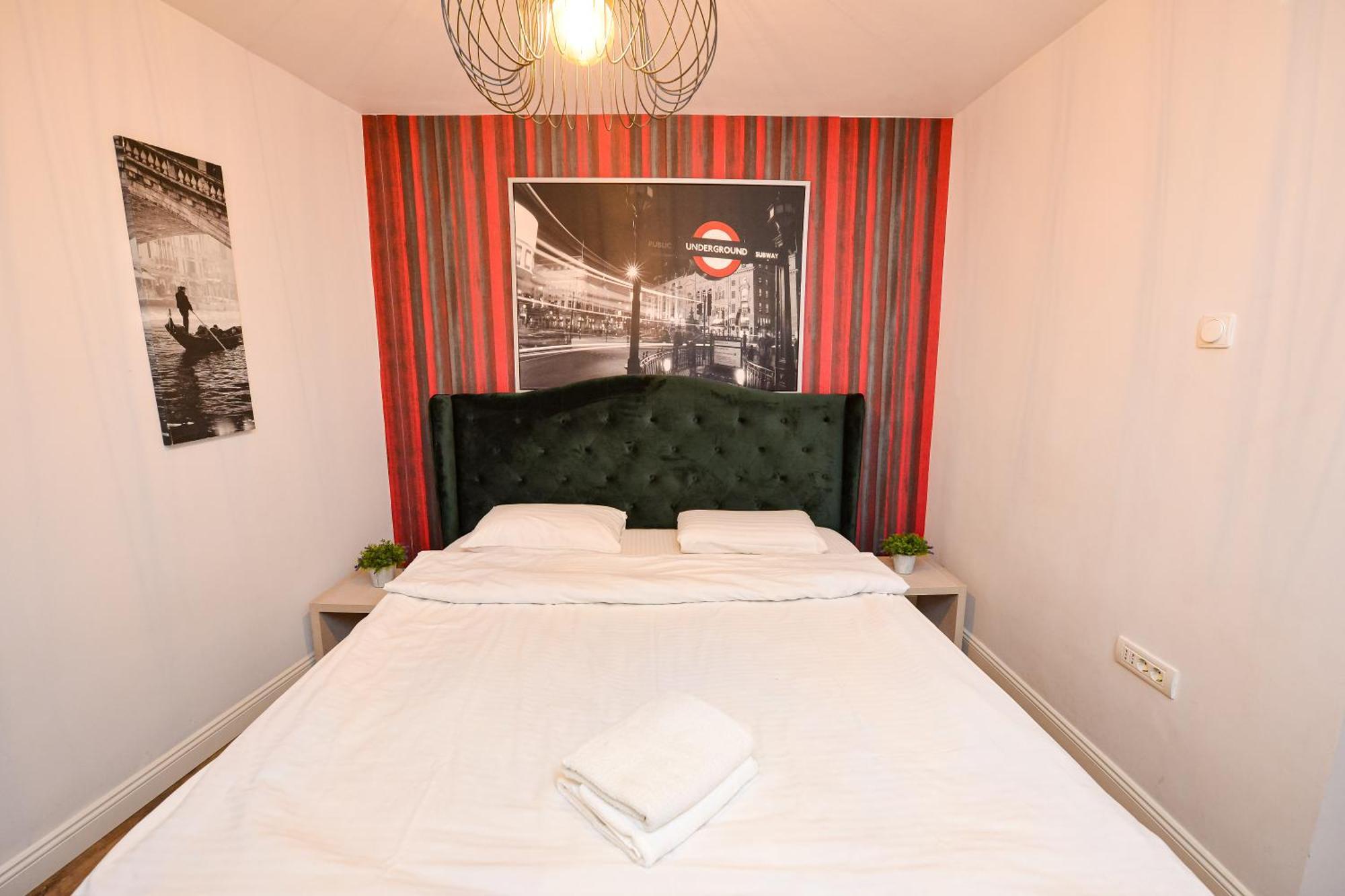 Unirii Suites Bucarest Esterno foto