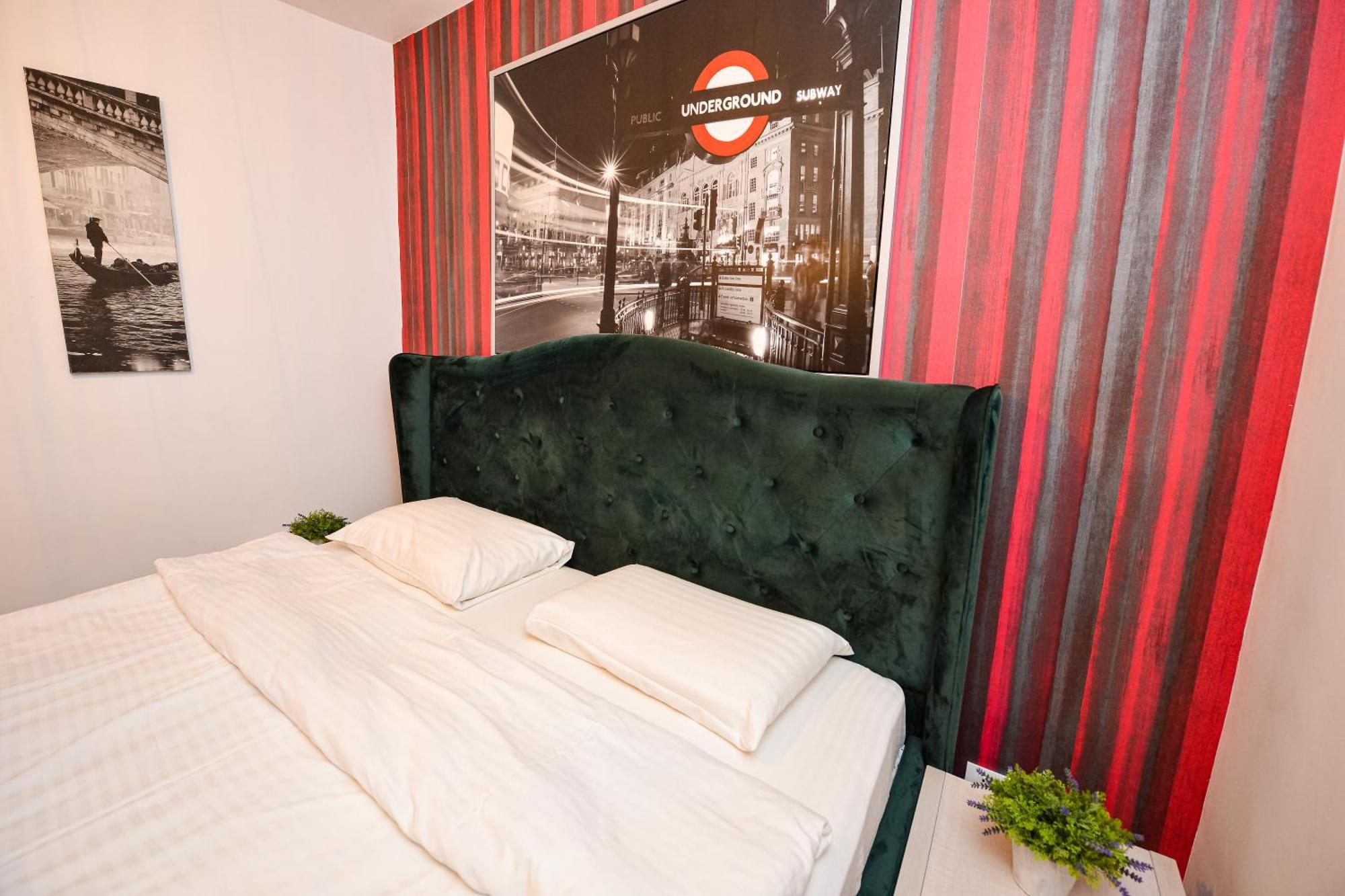 Unirii Suites Bucarest Esterno foto